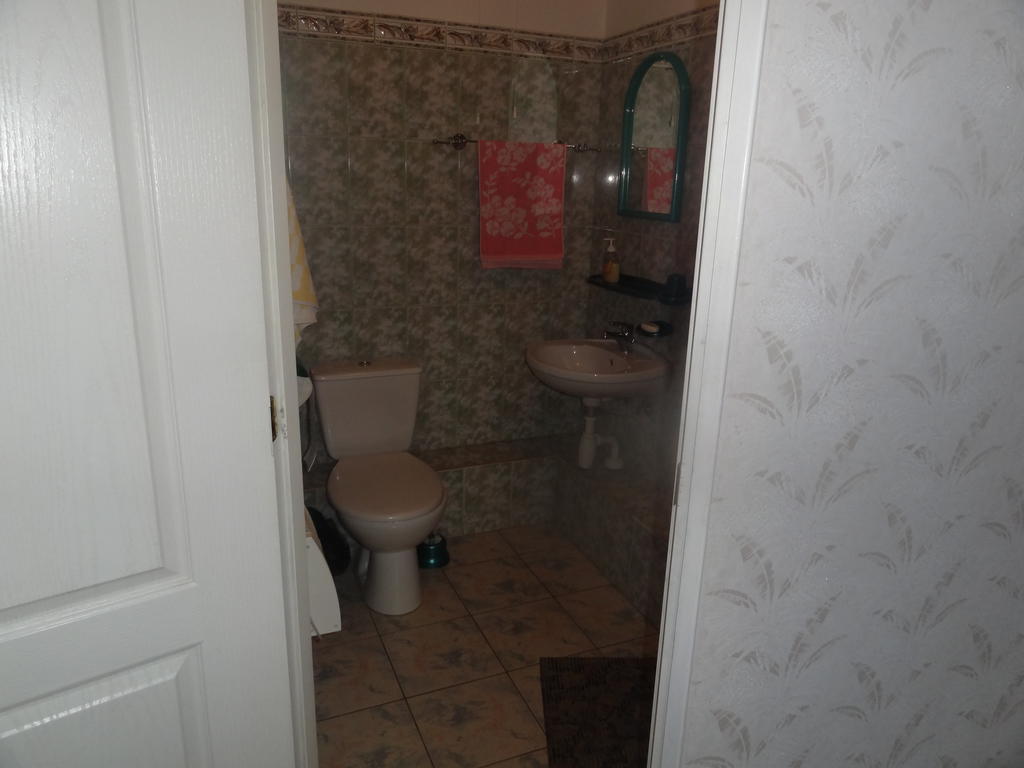 Hotel Rebir Daugavpils Phòng bức ảnh