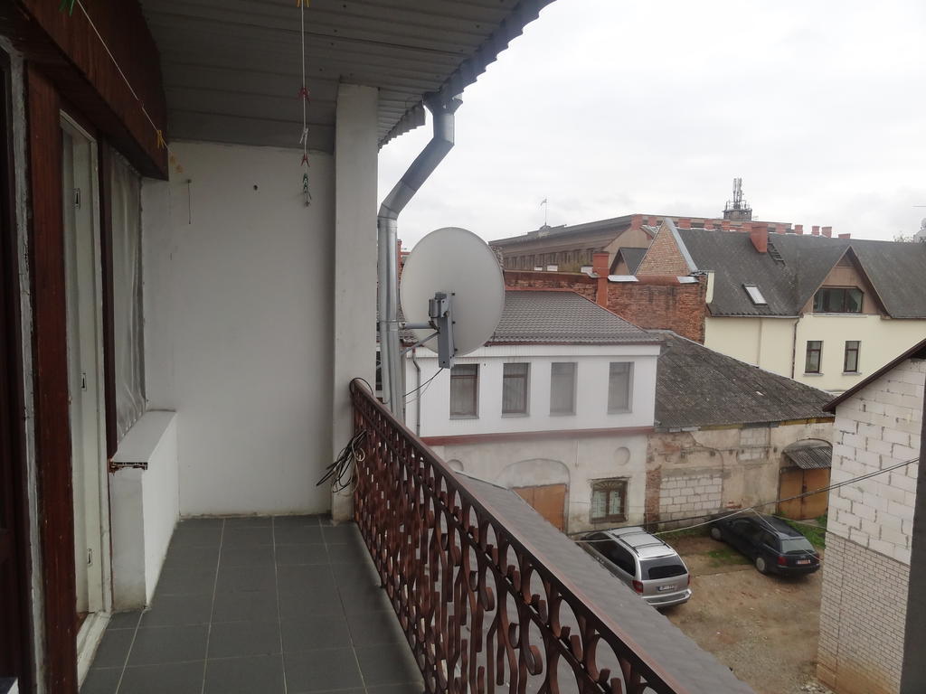 Hotel Rebir Daugavpils Ngoại thất bức ảnh