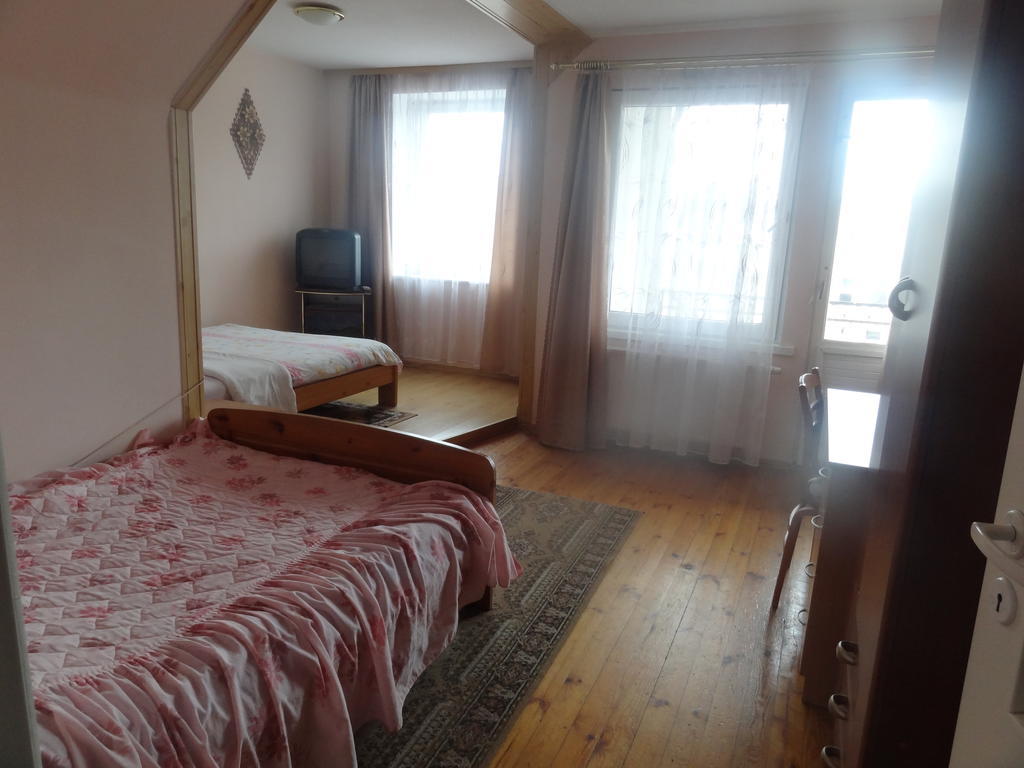Hotel Rebir Daugavpils Ngoại thất bức ảnh