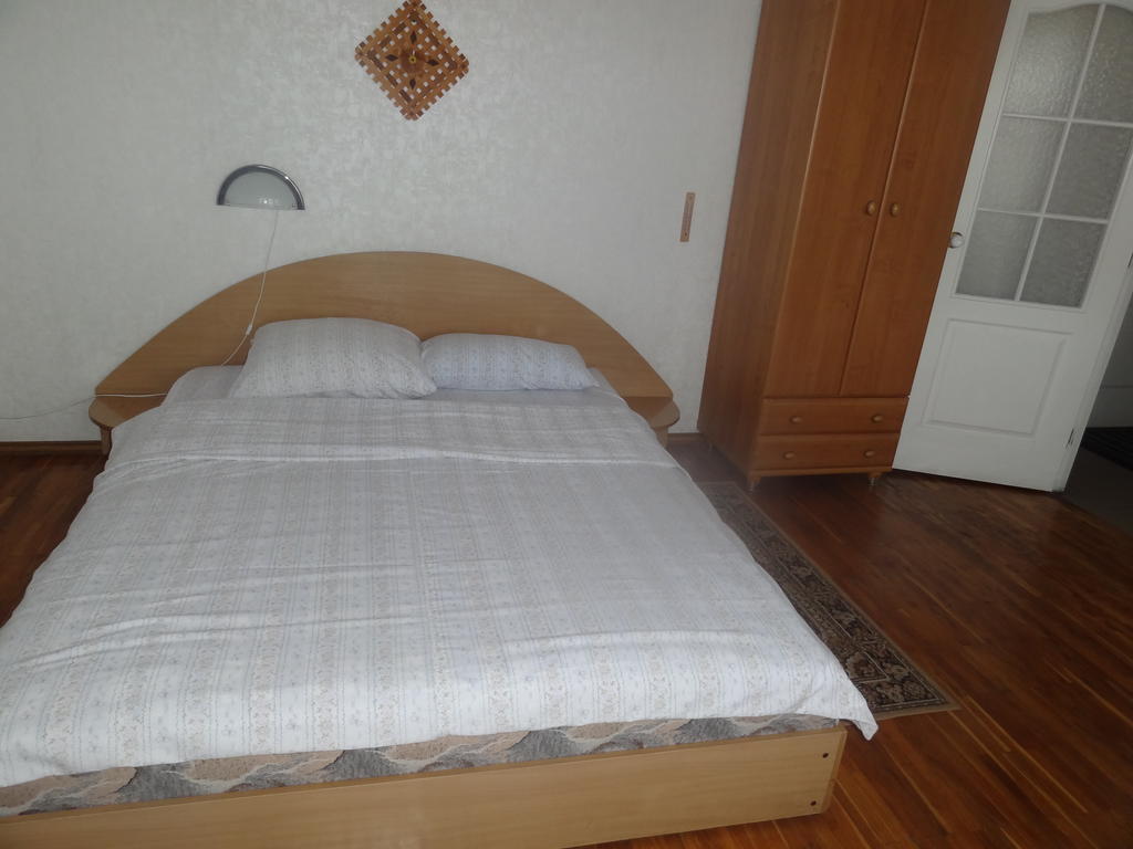Hotel Rebir Daugavpils Ngoại thất bức ảnh