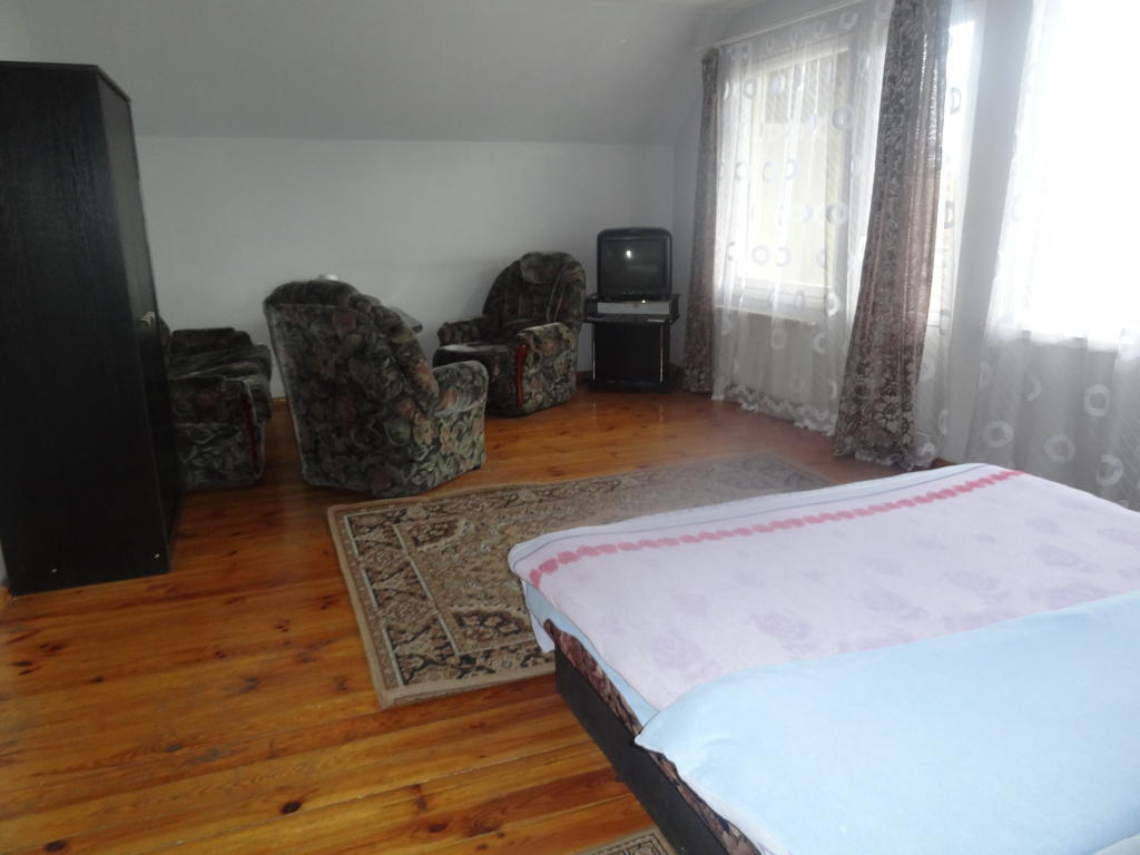 Hotel Rebir Daugavpils Ngoại thất bức ảnh